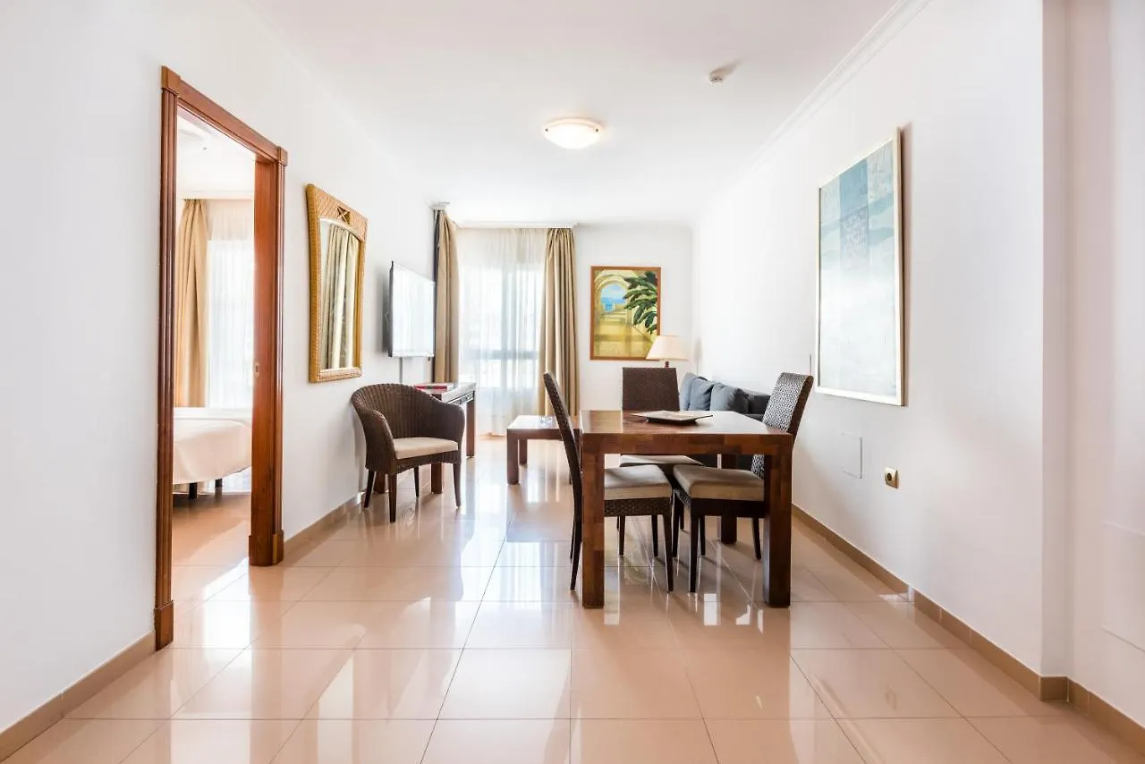 Toboso Apar - Turis Hotel Nerja