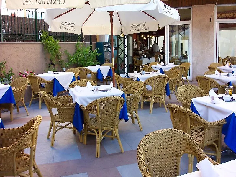 Toboso Apar - Turis Hotel Nerja