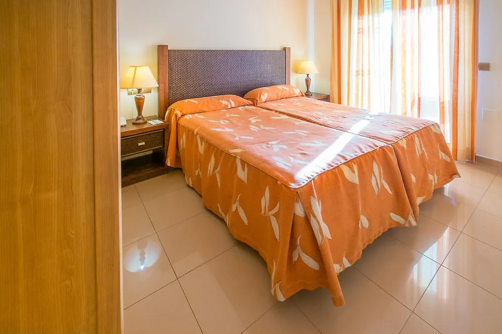 Hotel Toboso Apar - Turis Nerja