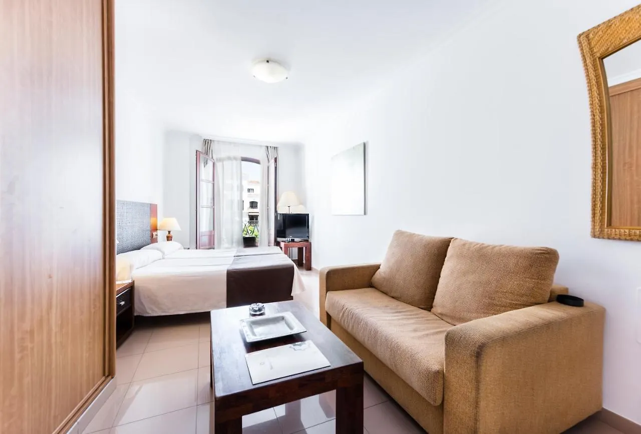 Hotel Toboso Apar - Turis Nerja